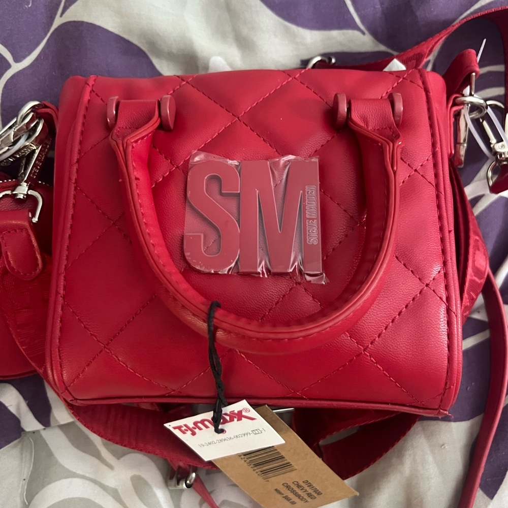 Steve Madden red crossbody
